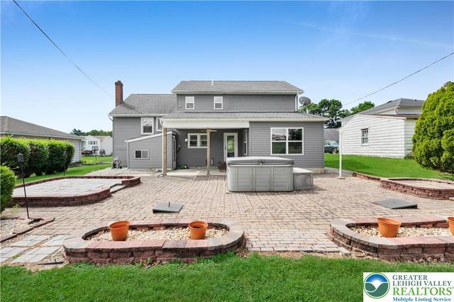 2715 Swanson Street, Palmer Twp, PA 18045