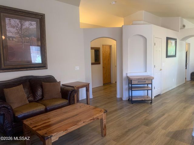 2514 E Petroglyph Lane, Oro Valley, AZ 85755