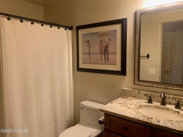 2514 E Petroglyph Lane, Oro Valley, AZ 85755