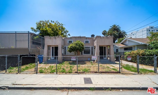 3030 W 12th Place, Los Angeles, CA 90006