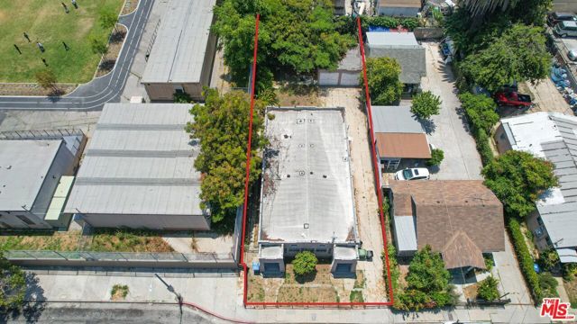 3030 W 12th Place, Los Angeles, CA 90006