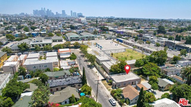 3030 W 12th Place, Los Angeles, CA 90006