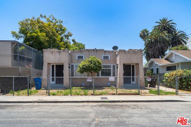 3030 W 12th Place, Los Angeles, CA 90006