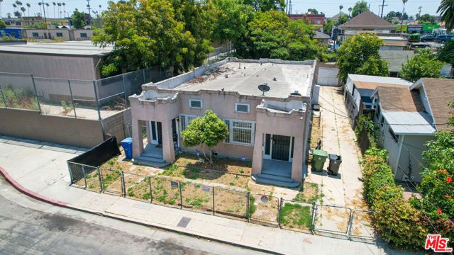3030 W 12th Place, Los Angeles, CA 90006