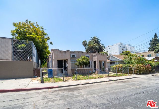 3030 W 12th Place, Los Angeles, CA 90006