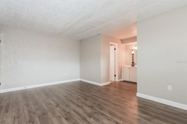 524 PRINCESS PLACE, Lakeland, FL 33803