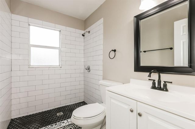 524 PRINCESS PLACE, Lakeland, FL 33803