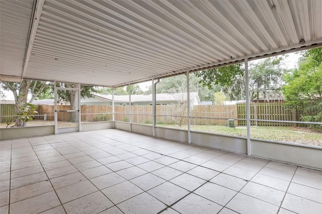 524 PRINCESS PLACE, Lakeland, FL 33803