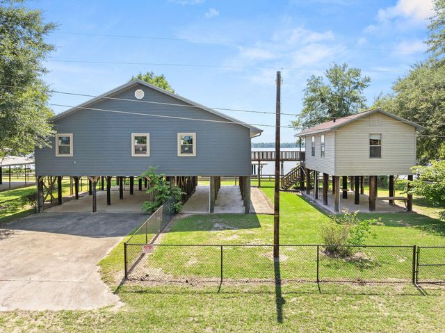 306 Green Dr, Deridder, LA 70634