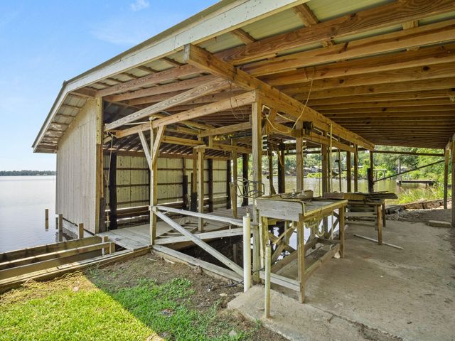 306 Green Dr, Deridder, LA 70634