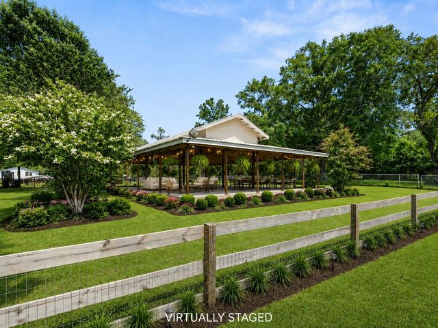 306 Green Dr, Deridder, LA 70634