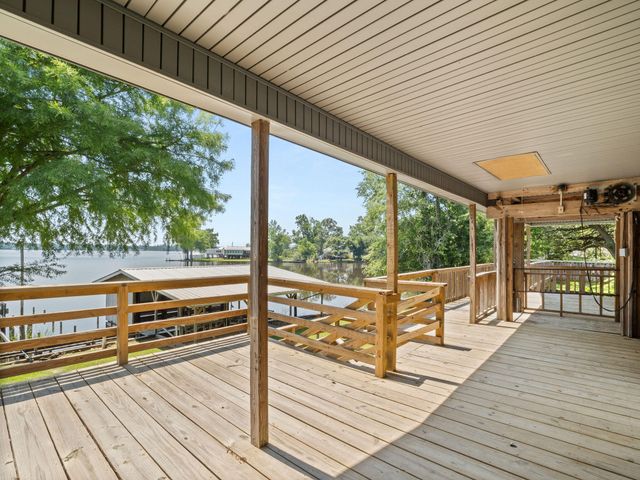 306 Green Dr, Deridder, LA 70634