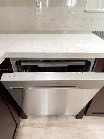 2726 SW 19th Ter 2726, Miami, FL 33145