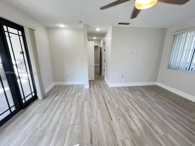 2726 SW 19th Ter 2726, Miami, FL 33145