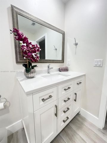 2726 SW 19th Ter 2726, Miami, FL 33145