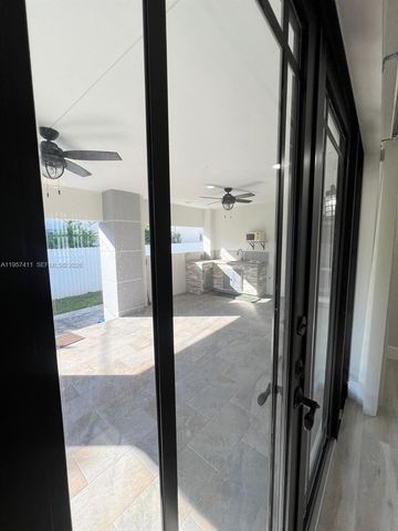 2726 SW 19th Ter 2726, Miami, FL 33145