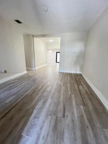 2726 SW 19th Ter 2726, Miami, FL 33145