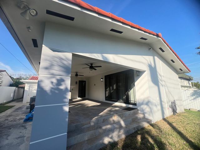 2726 SW 19th Ter 2726, Miami, FL 33145