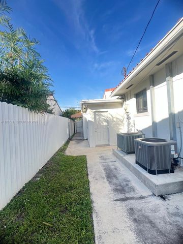 2726 SW 19th Ter 2726, Miami, FL 33145