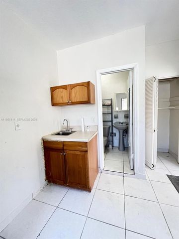 2726 SW 19th Ter 2726, Miami, FL 33145