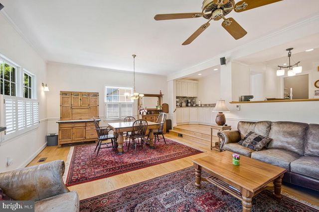 8519 HAZELWOOD DR, Bethesda, MD 20814