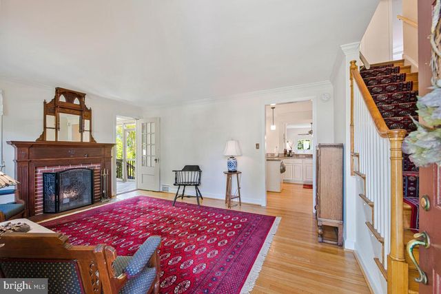 8519 HAZELWOOD DR, Bethesda, MD 20814