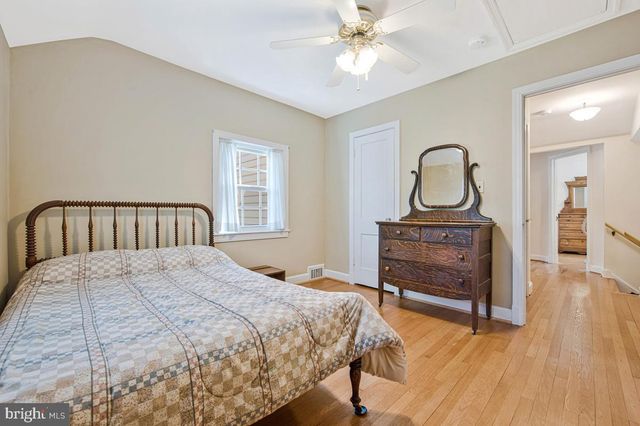 8519 HAZELWOOD DR, Bethesda, MD 20814