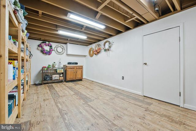 8519 HAZELWOOD DR, Bethesda, MD 20814