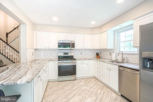 50 STOKES RD, Mount Laurel, NJ 08054