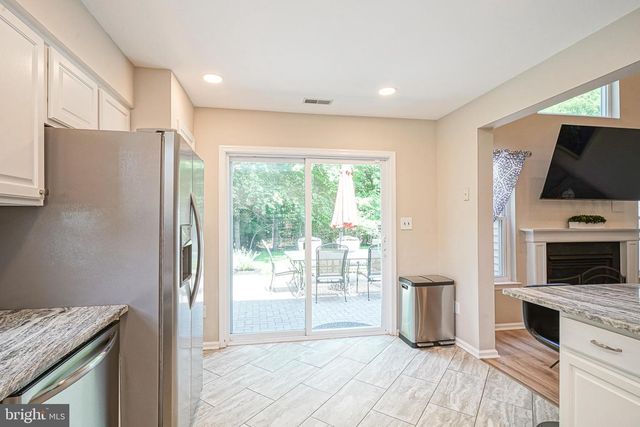 50 STOKES RD, Mount Laurel, NJ 08054