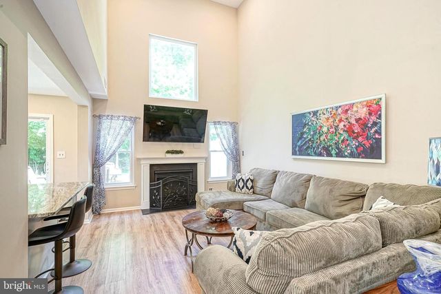 50 STOKES RD, Mount Laurel, NJ 08054