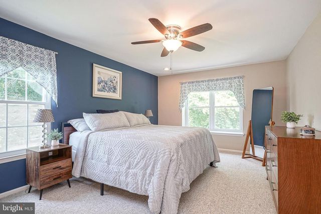 50 STOKES RD, Mount Laurel, NJ 08054