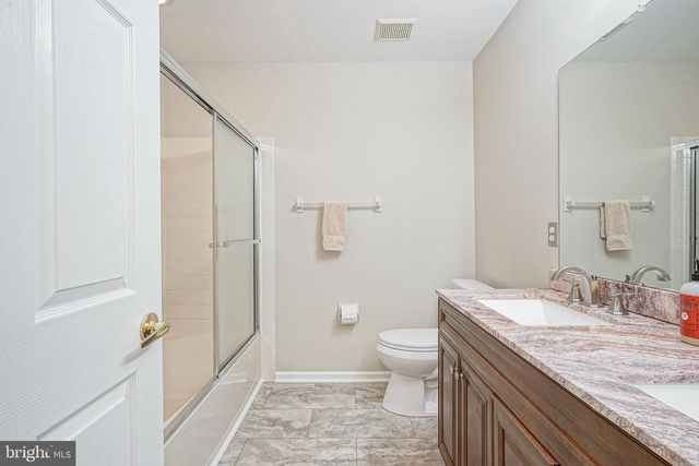 50 STOKES RD, Mount Laurel, NJ 08054