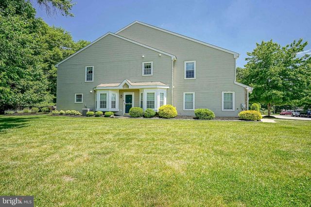 50 STOKES RD, Mount Laurel, NJ 08054