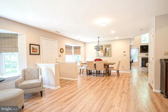 50 STOKES RD, Mount Laurel, NJ 08054