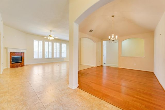 26619 Summerbend Hollow Lane, Katy, TX 77494