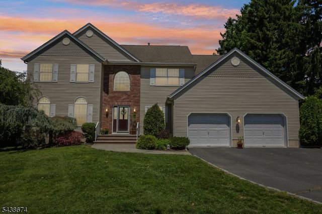 55 Sand Rd, Fairfield Twp., NJ 07004
