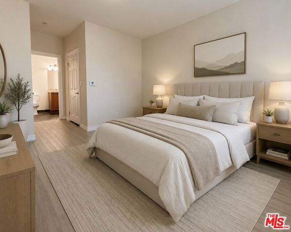 13941 Sherman Way 201, Van Nuys, CA 91405