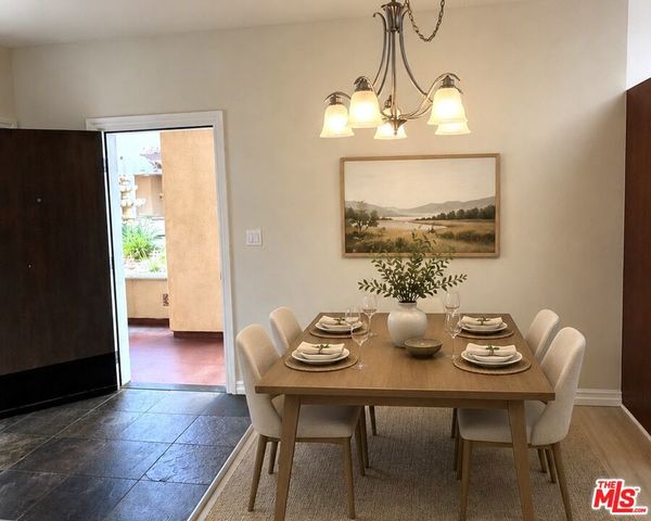 13941 Sherman Way 201, Van Nuys, CA 91405
