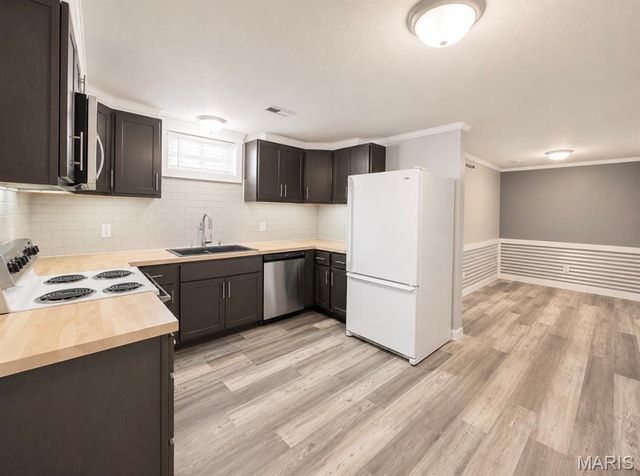30128 N Stringtown Road, Foristell, MO 63348