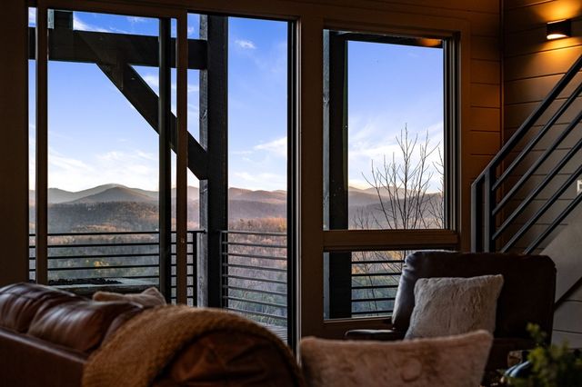 799 Bruce Mountain Road, Morganton, GA 30560