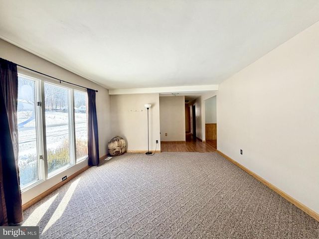 1997 RAYSTOWN ROAD, Everett, PA 15537