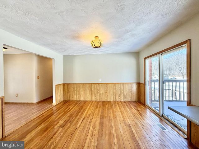 1997 RAYSTOWN ROAD, Everett, PA 15537