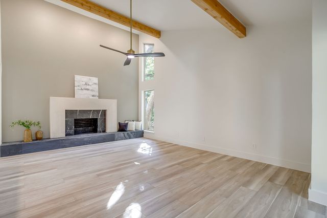 2305 Oak Forest Court, Arlington, TX 76012