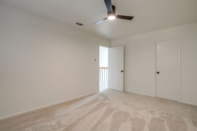 2305 Oak Forest Court, Arlington, TX 76012