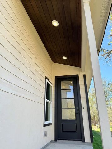 113 Mokulua LN, Bastrop, TX 78602