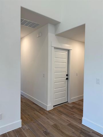 113 Mokulua LN, Bastrop, TX 78602