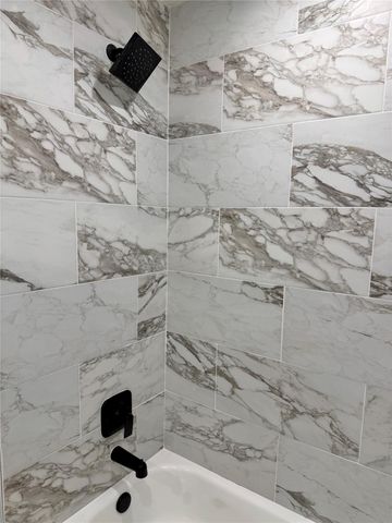 113 Mokulua LN, Bastrop, TX 78602