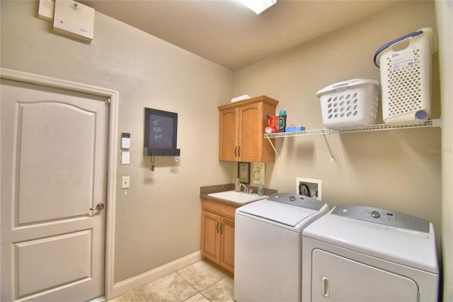 5516 BLACK HAWK LANE, Lakeland, FL 33810