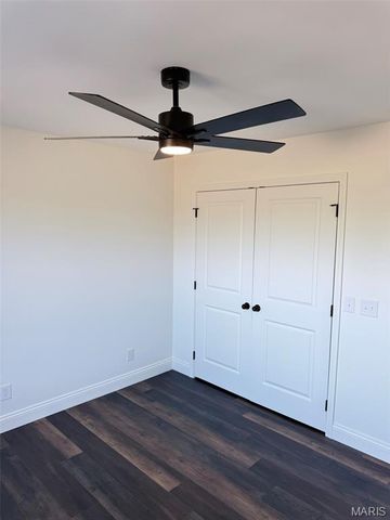 25 Perry Drive, Benton, MO 63736